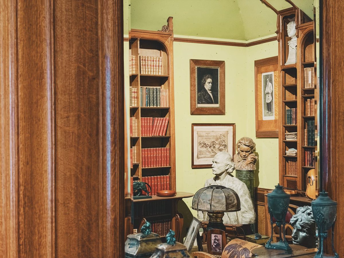 Eugène Ysaye’s studio at the Grand Curtius museum in Liège. Image Anthony Nelzin-Santos.